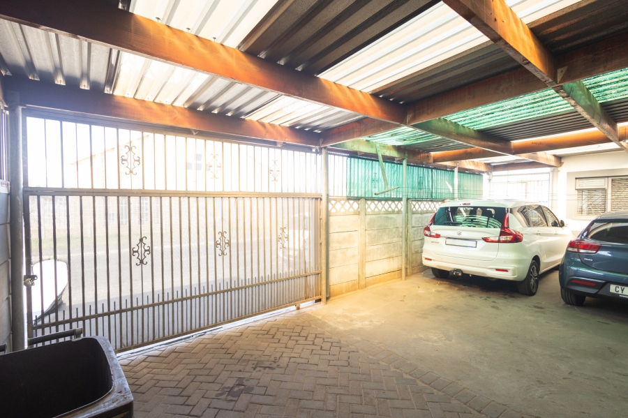 3 Bedroom Property for Sale in Ravensmead Western Cape